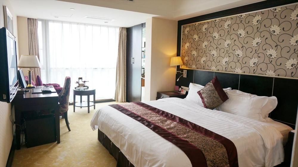 Zhaorui International Hotel Wuhan Extérieur photo
