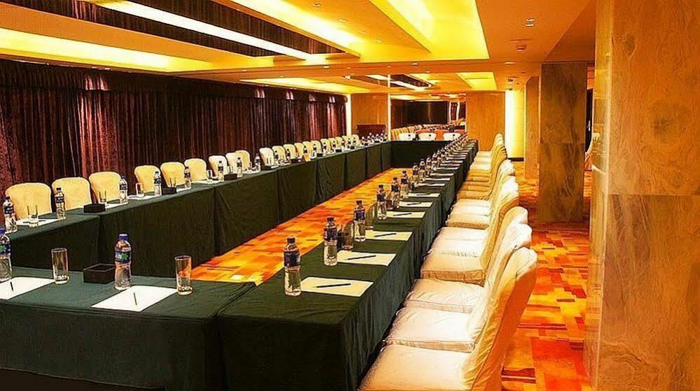 Zhaorui International Hotel Wuhan Extérieur photo